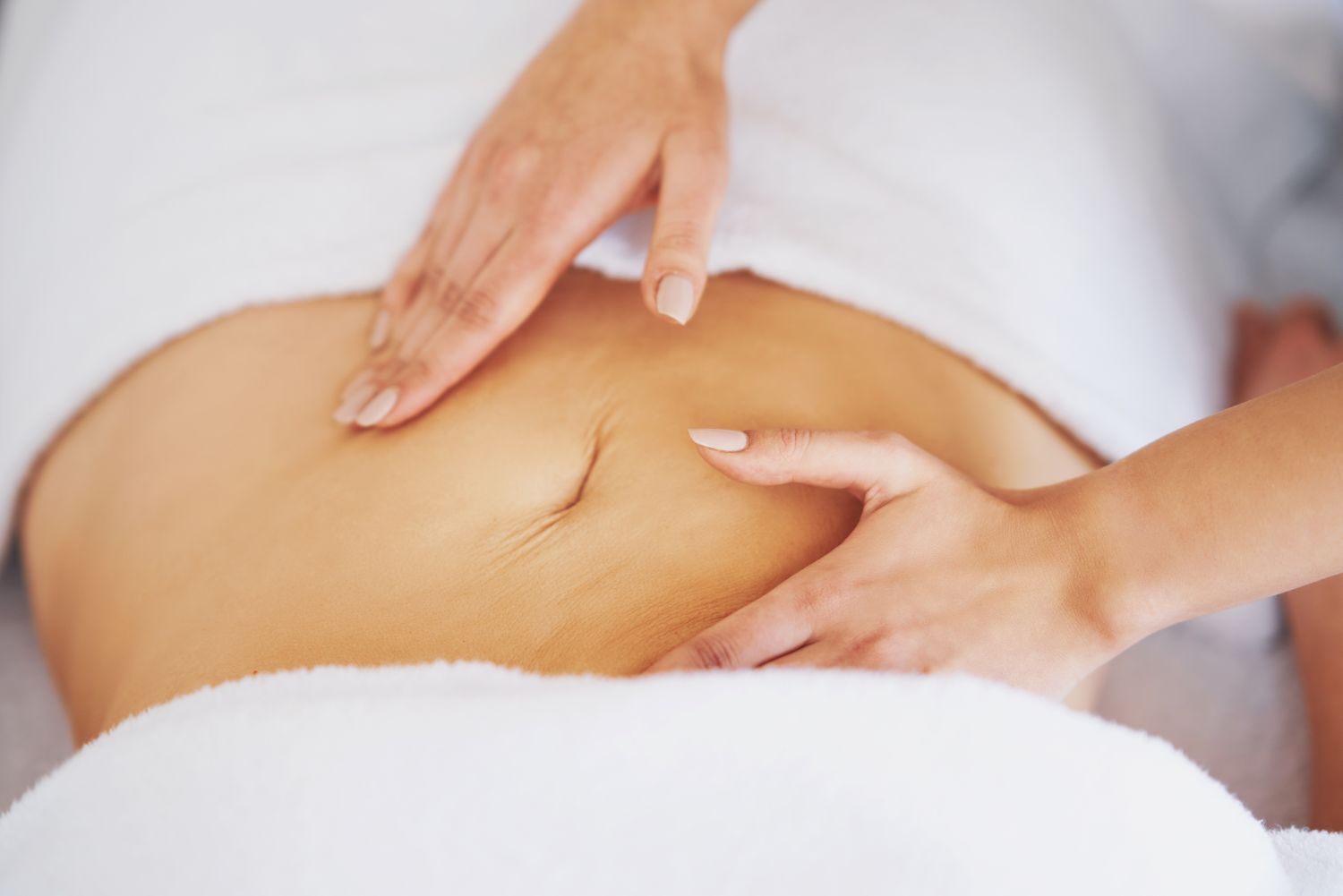 Presso FisioOneCare Parma, trattamenti personalizzati di fisioterapia dermatofunzionale per ridurre edemi, migliorare cicatrizzazione e aumentare tonicità cutanea con tecnologie innovative.